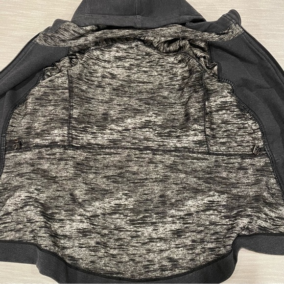 Lululemon jacket - Picture 2 of 5